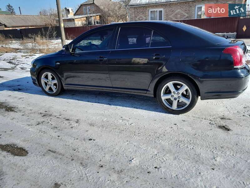 Ліфтбек Toyota Avensis 2007 в Радомишлі