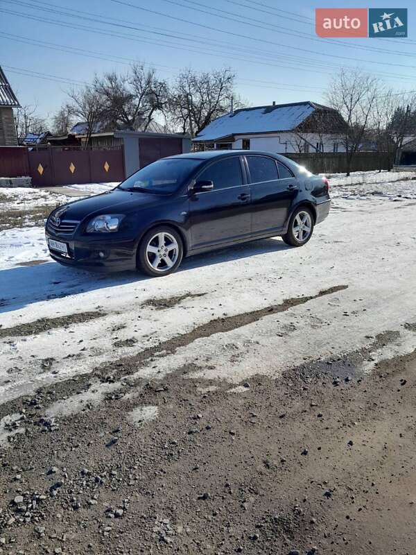 Ліфтбек Toyota Avensis 2007 в Радомишлі