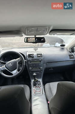 Універсал Toyota Avensis 2008 в 