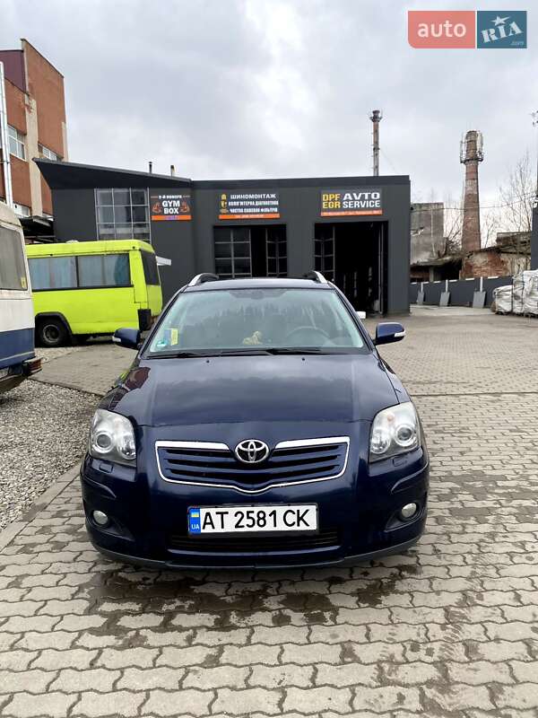 Універсал Toyota Avensis 2007 в Калуші