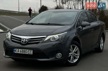 Седан Toyota Avensis 2013 в Києві