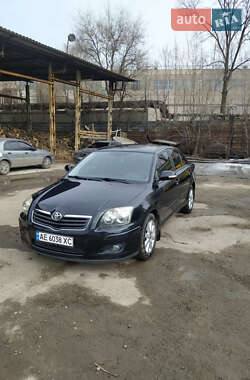 Седан Toyota Avensis 2008 в Днепре