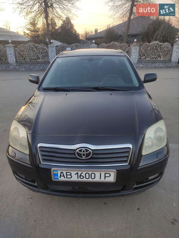 Toyota Avensis 2004
