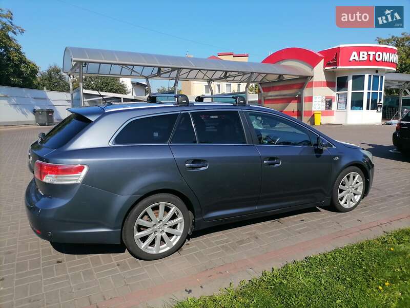 Toyota Avensis 2009