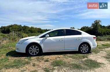 Седан Toyota Avensis 2011 в Киеве