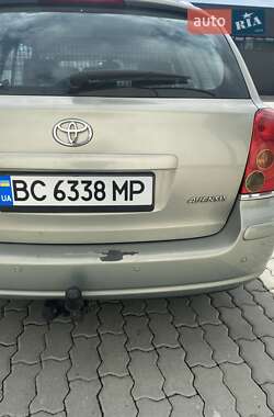 Універсал Toyota Avensis 2004 в 