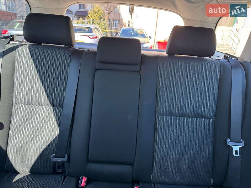 Универсал Toyota Avensis 2007 в Львове