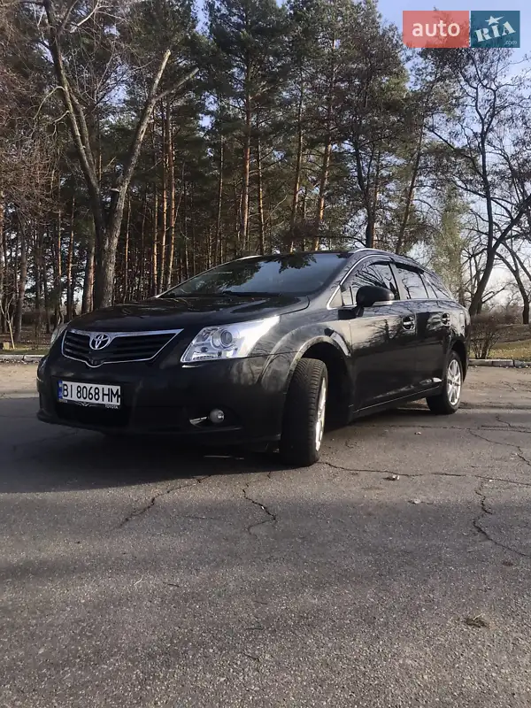 Универсал Toyota Avensis 2010 в 