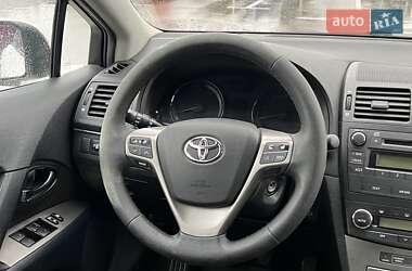 Універсал Toyota Avensis 2010 в 