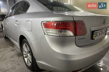 Седан Toyota Avensis 2011 в 