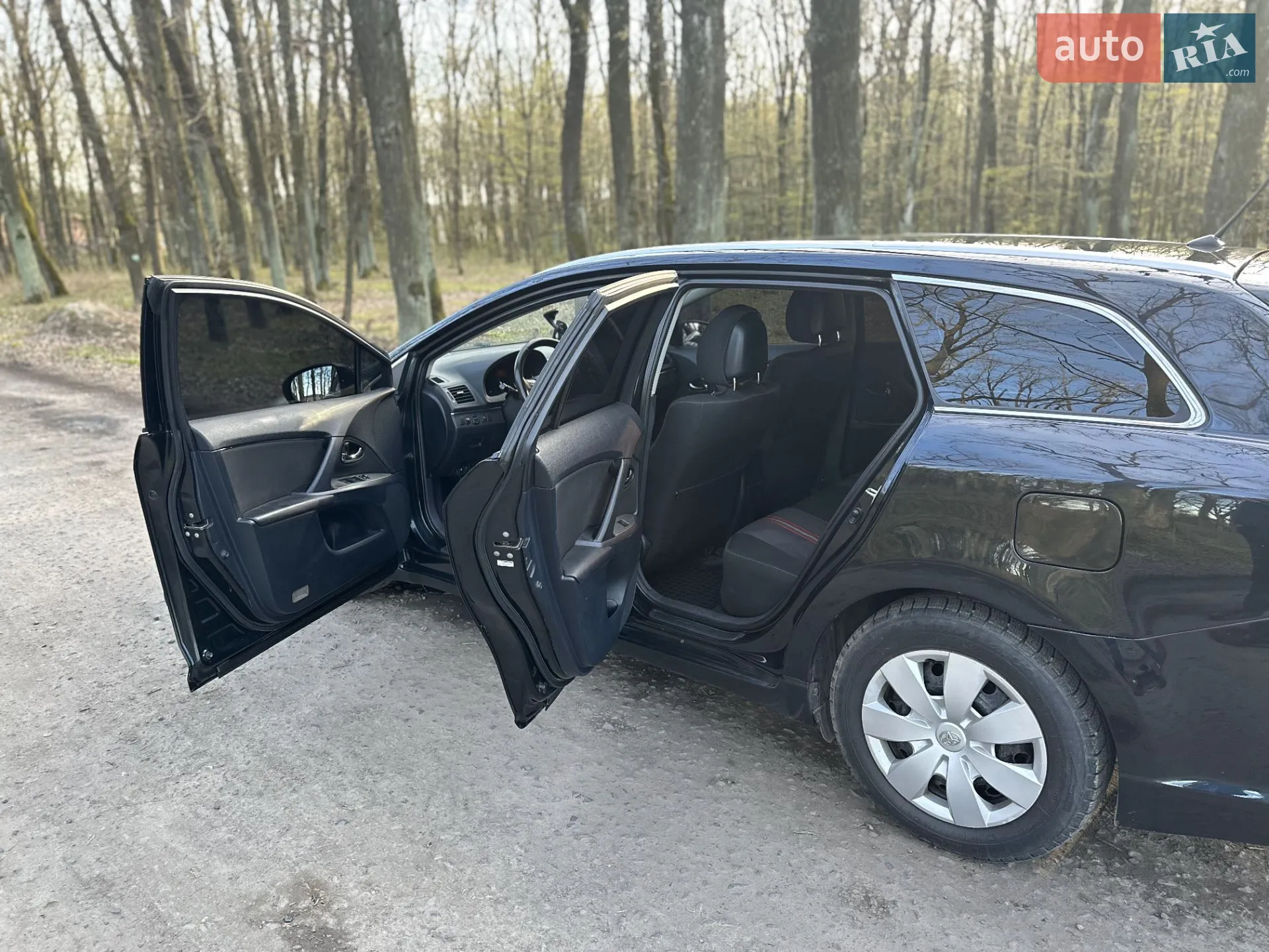 2010 Toyota Avensis - мініатюра 14
