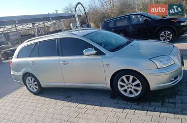 Универсал Toyota Avensis 2004 в 