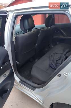 Универсал Toyota Avensis 2010 в 