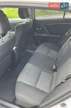 Універсал Toyota Avensis 2010 в 