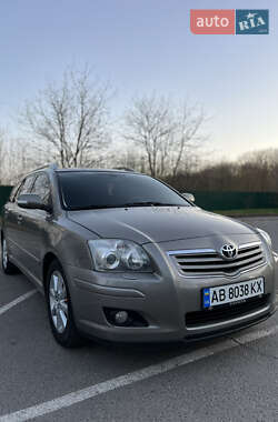 Універсал Toyota Avensis 2006 в 