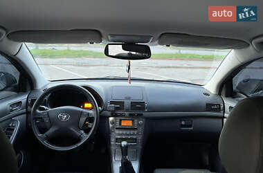 Універсал Toyota Avensis 2006 в 