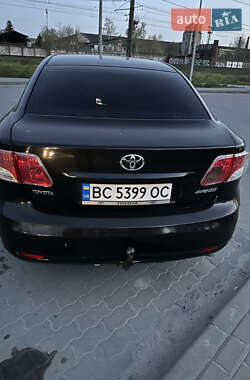 Седан Toyota Avensis 2009 в 