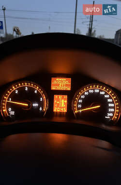 Седан Toyota Avensis 2009 в 