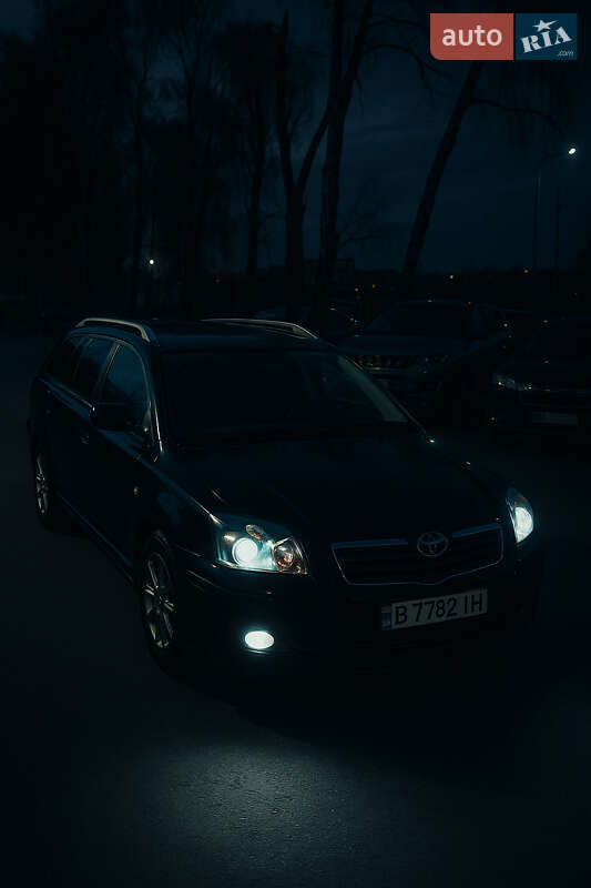 Универсал Toyota Avensis 2006 в 