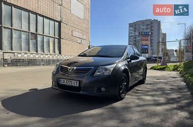 Седан Toyota Avensis 2009 в 