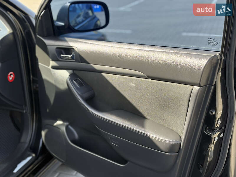 Универсал Toyota Avensis 2007 в Шептицькому