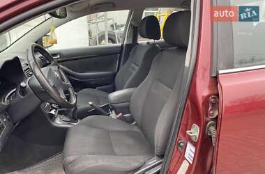 Седан Toyota Avensis 2004 в 