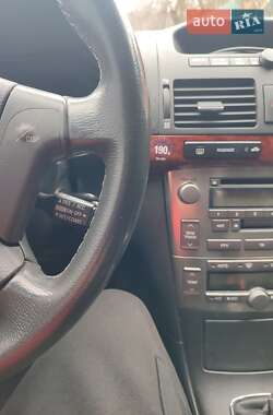 Универсал Toyota Avensis 2005 в 