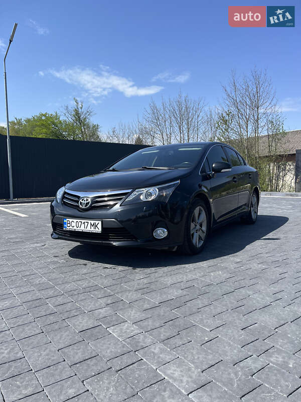 Седан Toyota Avensis 2014 в Львове фото Седан Toyota Avensis 2014 в Львове