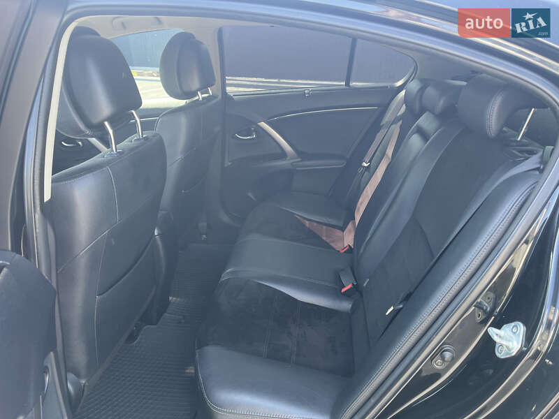 Седан Toyota Avensis 2014 в Львове фото 10 Седан Toyota Avensis 2014 в Львове