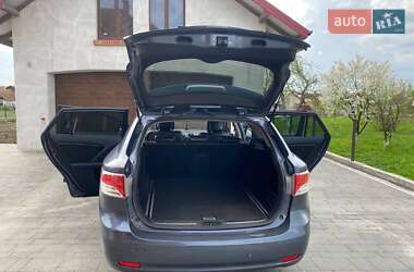 Универсал Toyota Avensis 2010 в 