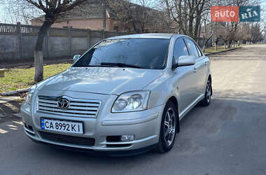 Седан Toyota Avensis 2004 в 