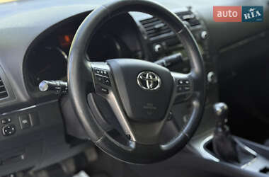 Седан Toyota Avensis 2008 в 