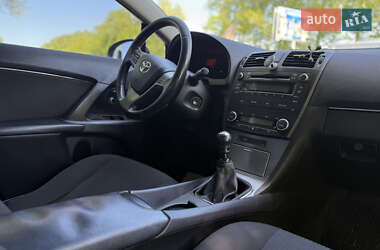 Седан Toyota Avensis 2008 в 