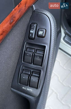 Ліфтбек Toyota Avensis 2004 в 