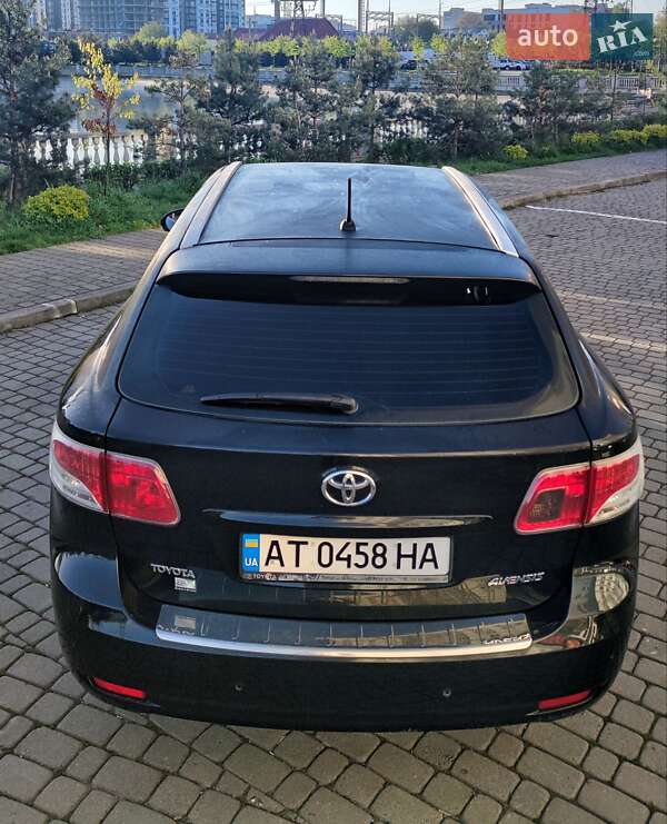 Универсал Toyota Avensis 2009 в Ивано-Франковске