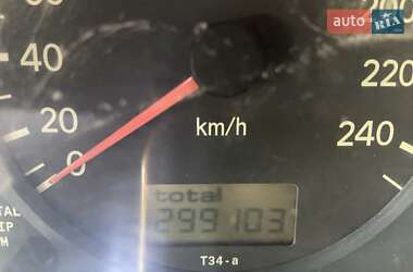 Седан Toyota Avensis 1999 в 
