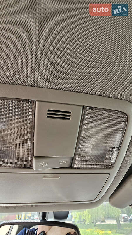 Универсал Toyota Avensis 2009 в Львове