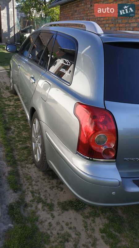 Універсал Toyota Avensis 2007 в Сокалі