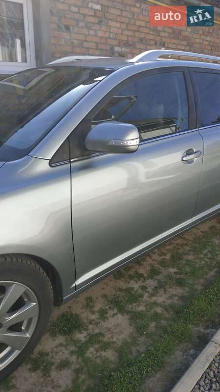 Універсал Toyota Avensis 2007 в Сокалі