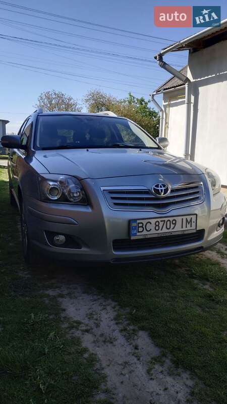 Універсал Toyota Avensis 2007 в Сокалі