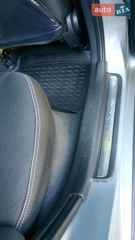 Універсал Toyota Avensis 2007 в Сокалі