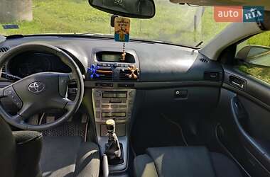 Універсал Toyota Avensis 2005 в 