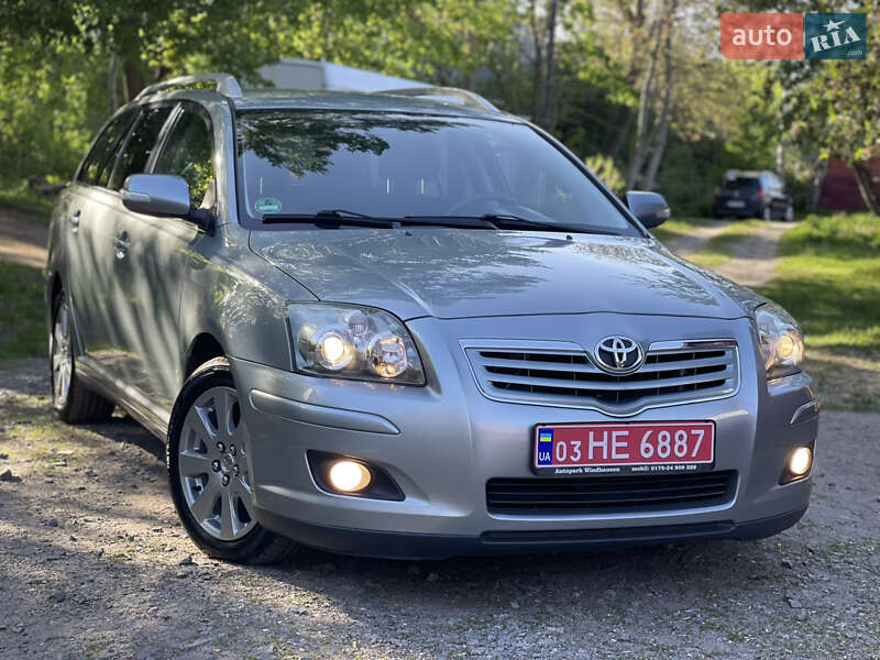 Универсал Toyota Avensis 2008 в Виннице