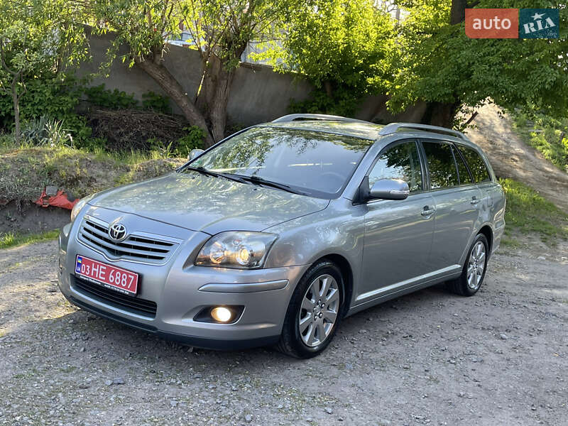 Универсал Toyota Avensis 2008 в Виннице