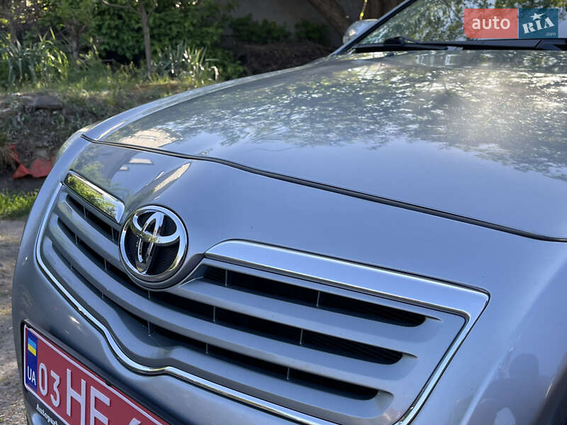 Универсал Toyota Avensis 2008 в Виннице