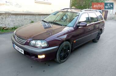 Универсал Toyota Avensis 1999 в 