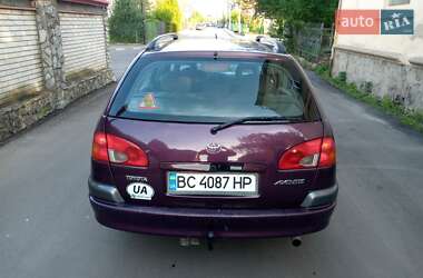Универсал Toyota Avensis 1999 в 