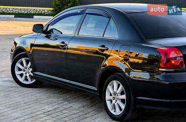 Седан Toyota Avensis 2007 в Копычинце