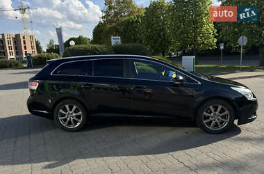 Универсал Toyota Avensis 2011 в 