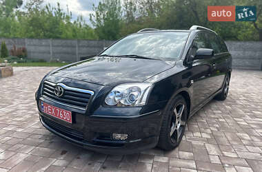 Універсал Toyota Avensis 2004 в Вінниці